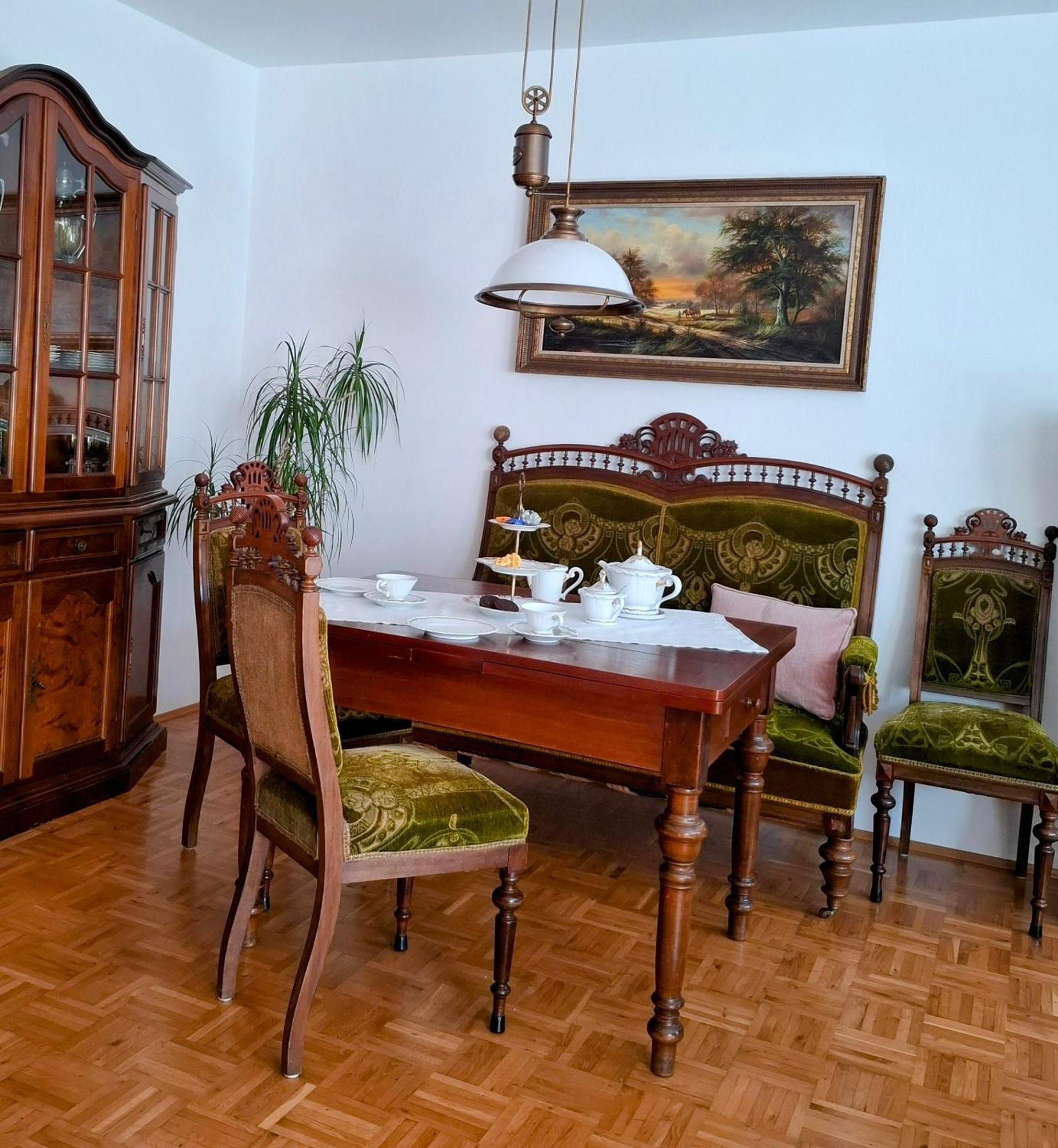 Apartment Auszeit Im Jugendstil